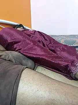 dhanshri143 webcam show