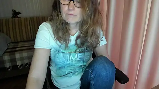 lauraoven: онлайн-секс-чат