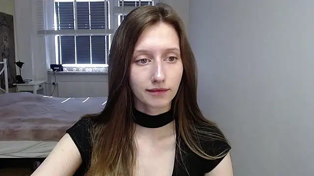 LUNA_delight élő XXX-chatje