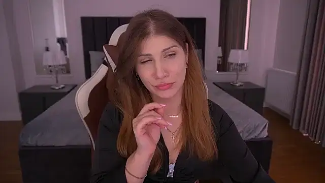 XXX chat uživo modela CassandraGood