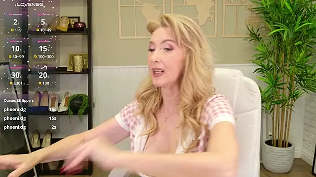 XXX chat uživo modela LadyLeea