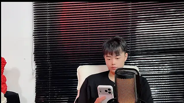 عرض كام GUCCI-BOY1314