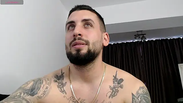 Živý XXX chat _DylanGreen