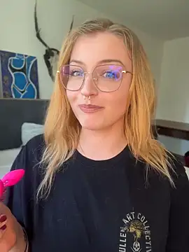 CherryyCheeks Webcam-Show