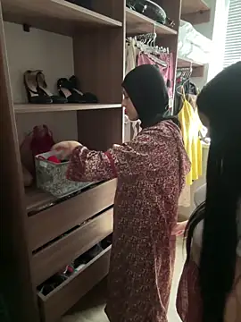 Chat +18 de Cherry_Pair ao vivo