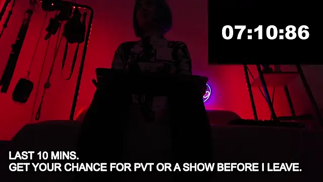 CyberXGoddessのライブXXXチャット