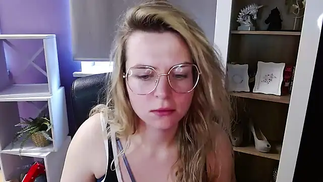 Živý XXX chat Zoey_Erotic