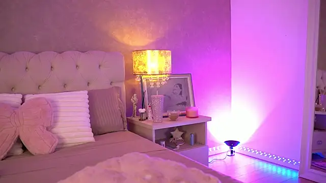 OhhAisha Live XXX Chat