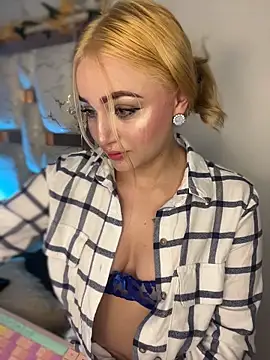 Sara_Sophia420 Webcam-Show