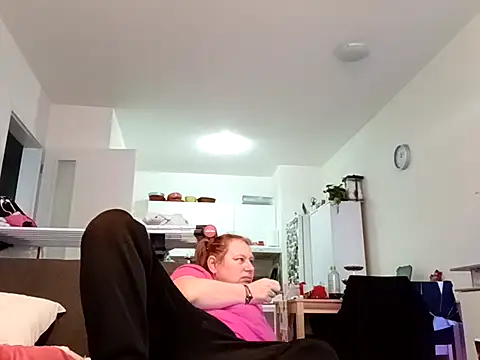 Chat XXX ao vivo de Jahudka47