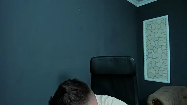 BrianHunts live XXX chat