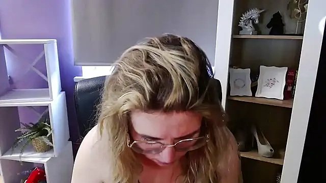 Zoey_Erotic Live XXX-Chat