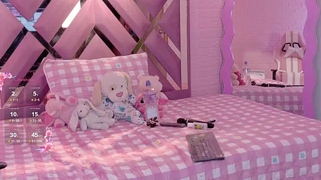 Show modela Lexy_Dumoun_ na web-kameri