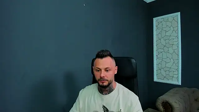 Chatroom XXX en direct de BrianHunts