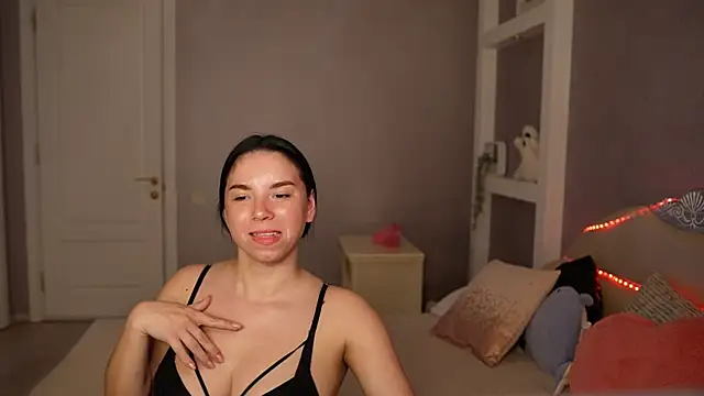 Show modela Liliashyy na web-kameri