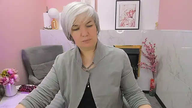 CarmenSoft Adlı Modelin Canlı XXX Sohbeti