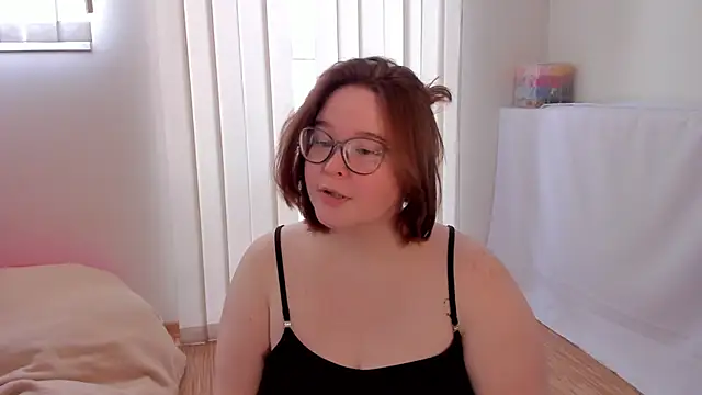 DebbieWoood Chat XXX live