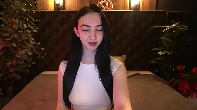 Chat +18 de WildKittenX_ ao vivo