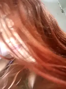 AbellaLizz Adlı Modelin Canlı XXX Sohbeti