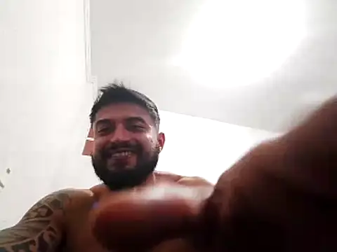 goku010191 webcam show