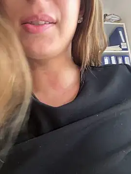 Hii_Lolla Show Webcam