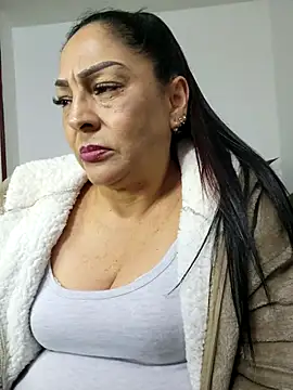 Gina_Myers Adlı Modelin Canlı XXX Sohbeti