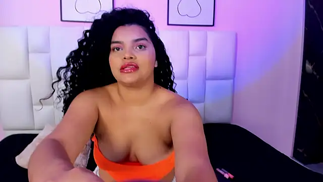 แชท XXX สดของ LindaWinter