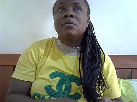 Chat +18 de ebonyzoey ao vivo