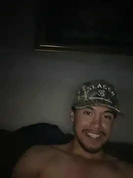 handsomefeel webcam show