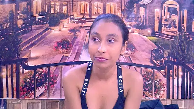 IndianSexyButt Live XXX-chat