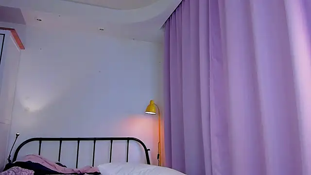 LiyaFly's Live XXX Chat