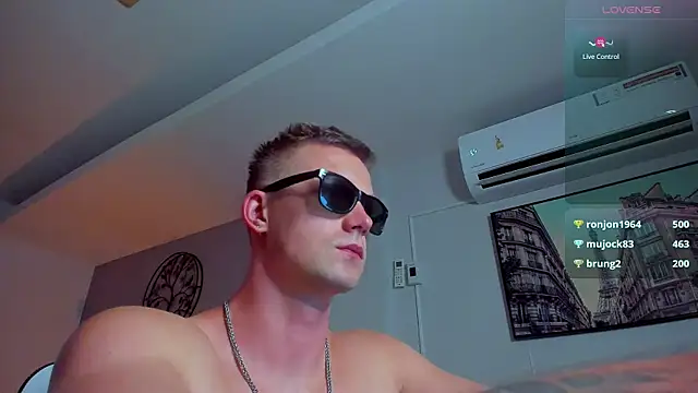 Živý XXX chat Samuel_Andrew