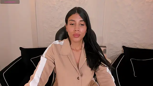 CharlotteCox_ – Live XXX-chat