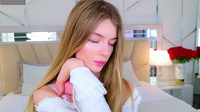 แชท XXX สดของ MeganMour