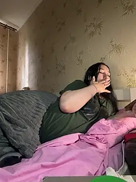 Naughtbaby_2025's Live XXX Chat