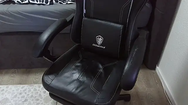 Milo9210 现场XXX聊天