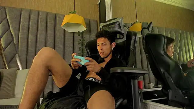 NoaahTylor Webcam Show