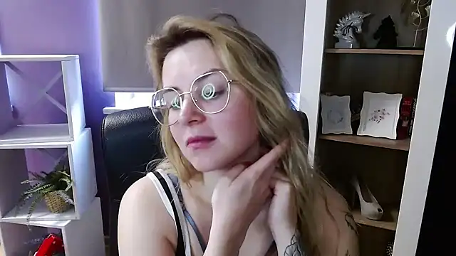 Živý XXX chat Zoey_Erotic