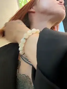 RosieSecret live XXX chat