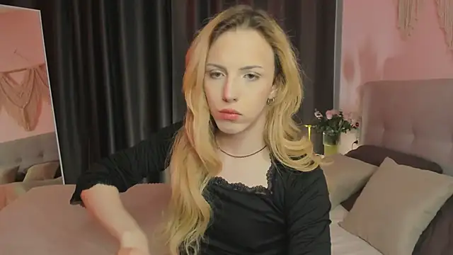 Tiffany__King Adlı Modelin Canlı XXX Sohbeti