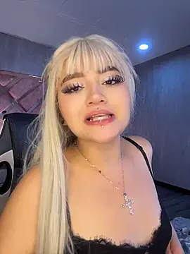 Chat +18 de lya_nekko_ ao vivo