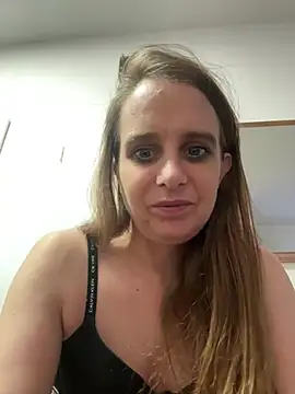 Chantalee 即時 XXX 聊天