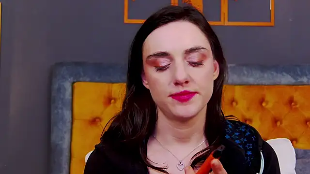 Jessica_White_ Adlı Modelin Canlı XXX Sohbeti