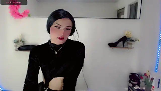 Show modela NathalialLooes na web-kameri