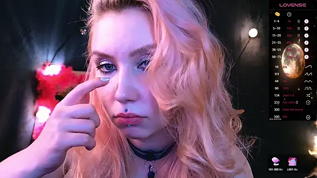 Bibi_Iva élő XXX-chatje