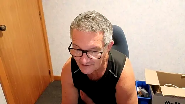 Chatroom XXX en direct de daddy_man