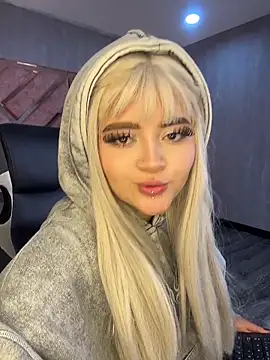 Chat +18 de lya_nekko_ ao vivo