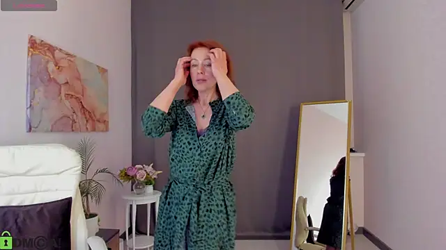 LeticiaRomano: онлайн-секс-чат