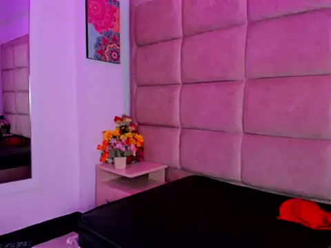 Czat XXX na żywo – Emilyy_Moon_