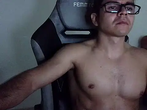 MILCARITAS3 Show Webcam